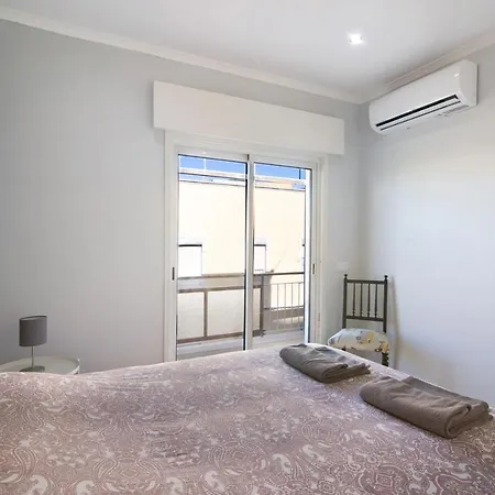 Apartman Casa Eca Queiroz *